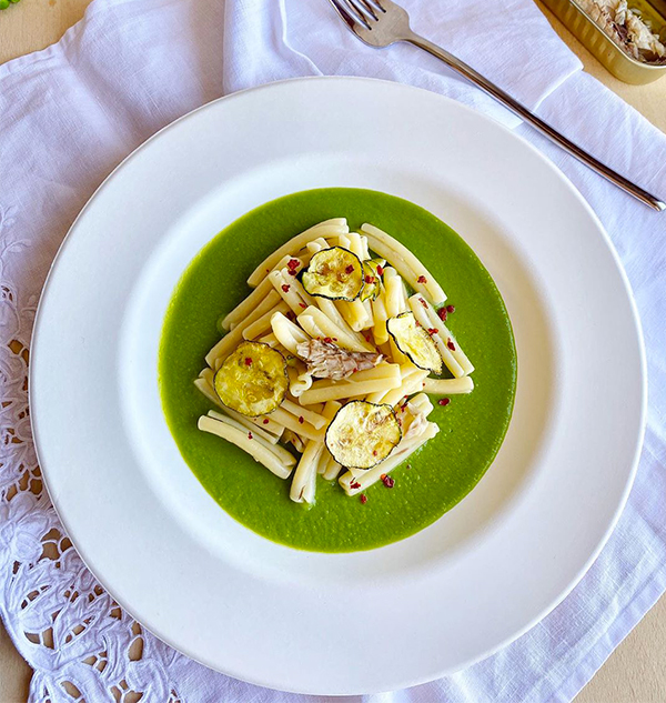 Caserecce with Mackerel, Zucchini and Creamed Peas | Rizzoli